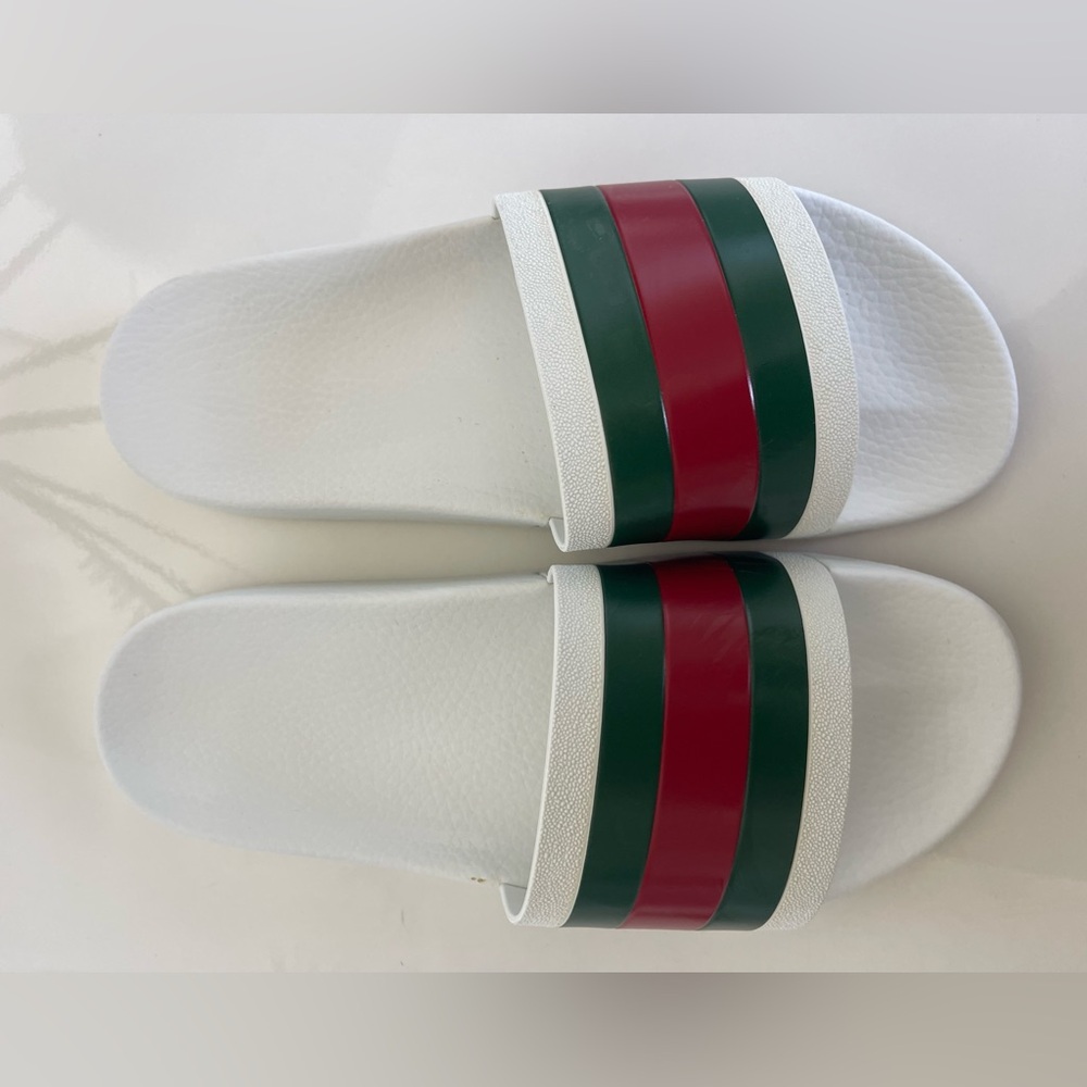 Gucci White Sandals with Red and Green Stripes - Picture 5 of 6